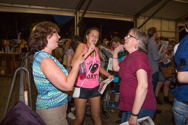 Podium & Sfeer @ Vlaanderen Zingt 2015 in Schoten, picture 60, photographed by Guy Danneels - FrontView Magazine