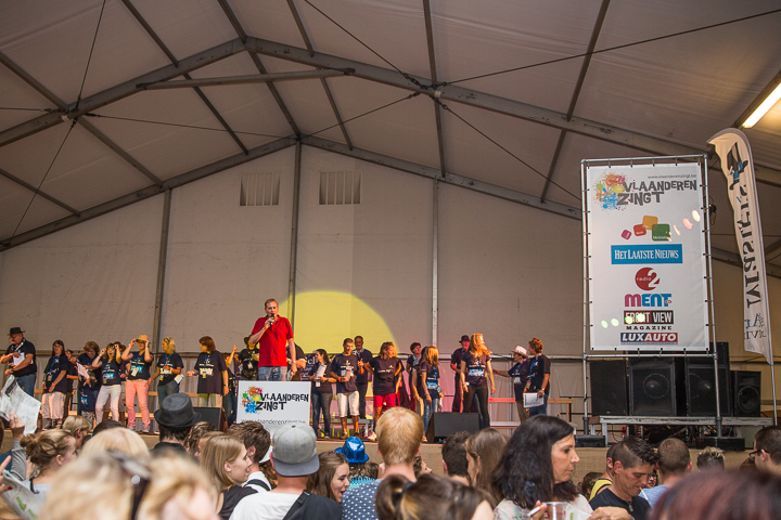 Podium & Sfeer @ Vlaanderen Zingt 2015 in Schoten, picture 81, photographed by Guy Danneels - FrontView Magazine