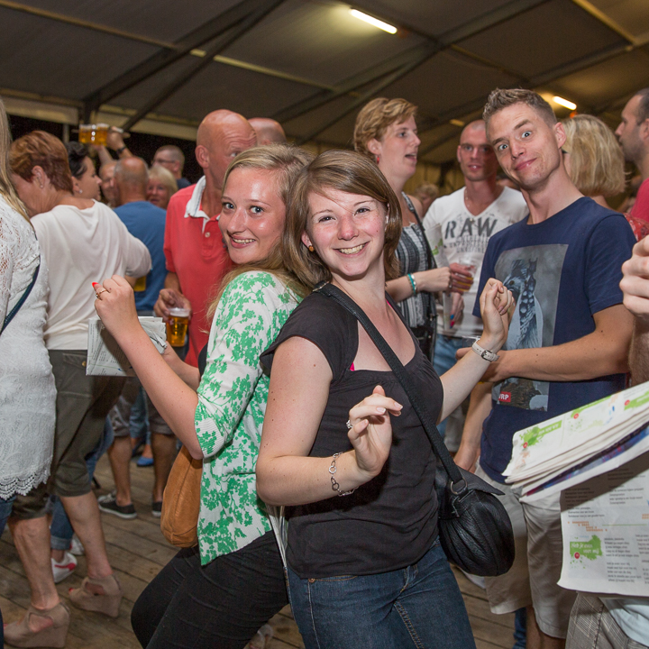 Podium & Sfeer @ Vlaanderen Zingt 2015 in Schoten, picture 83, photographed by Guy Danneels - FrontView Magazine