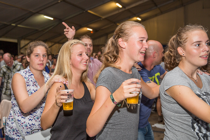 Podium & Sfeer @ Vlaanderen Zingt 2015 in Schoten, picture 132, photographed by Guy Danneels - FrontView Magazine