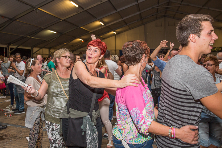 Podium & Sfeer @ Vlaanderen Zingt 2015 in Schoten, picture 135, photographed by Guy Danneels - FrontView Magazine