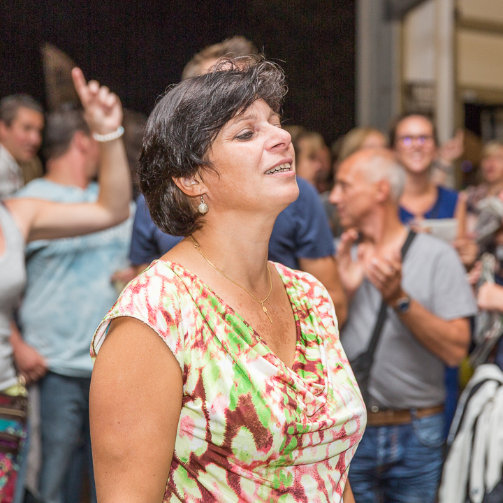 Podium & Sfeer @ Vlaanderen Zingt 2015 in Schoten, picture 137, photographed by Guy Danneels - FrontView Magazine