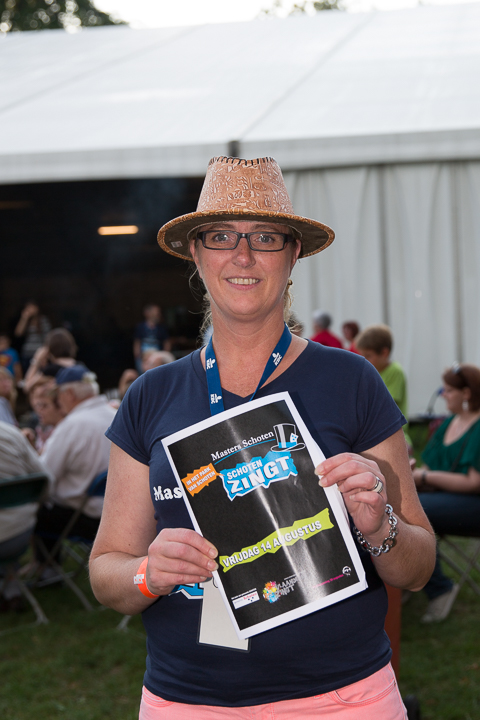 Publieksfoto's & Sfeer Reeks A @ Vlaanderen Zingt 2015 in Schoten, picture 4, photographed by Guy Danneels - FrontView Magazine