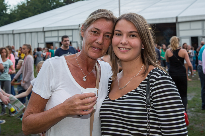 Publieksfoto's & Sfeer Reeks A @ Vlaanderen Zingt 2015 in Schoten, picture 31, photographed by Guy Danneels - FrontView Magazine