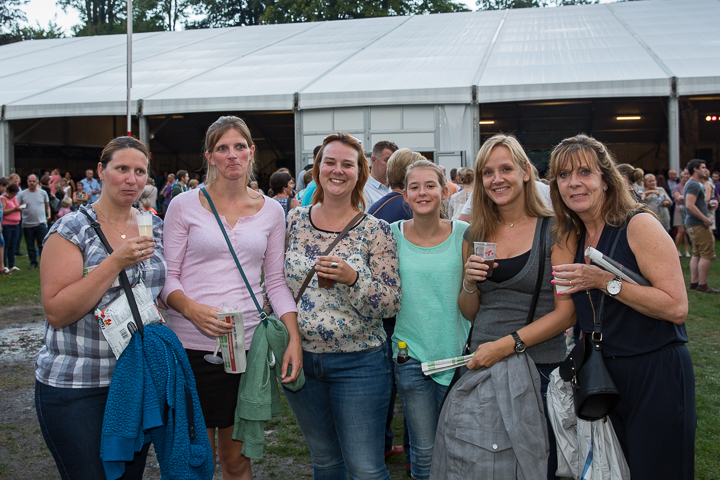 Publieksfoto's & Sfeer Reeks A @ Vlaanderen Zingt 2015 in Schoten, picture 35, photographed by Guy Danneels - FrontView Magazine