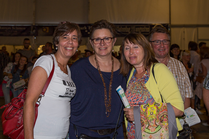 Publieksfoto's & Sfeer Reeks A @ Vlaanderen Zingt 2015 in Schoten, picture 55, photographed by Guy Danneels - FrontView Magazine