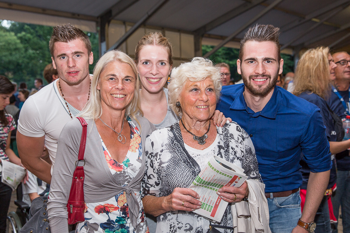 Publieksfoto's & Sfeer Reeks A @ Vlaanderen Zingt 2015 in Schoten, picture 72, photographed by Guy Danneels - FrontView Magazine
