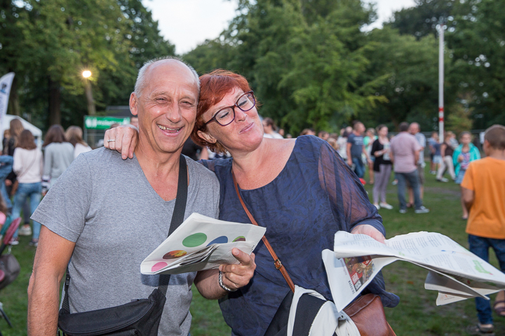 Publieksfoto's & Sfeer Reeks A @ Vlaanderen Zingt 2015 in Schoten, picture 77, photographed by Guy Danneels - FrontView Magazine