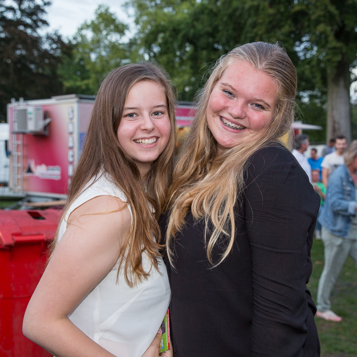 Publieksfoto's & Sfeer Reeks A @ Vlaanderen Zingt 2015 in Schoten, picture 79, photographed by Guy Danneels - FrontView Magazine