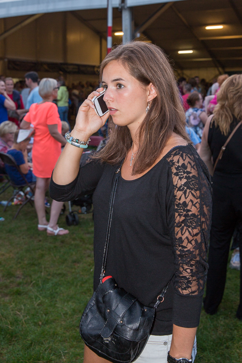 Publieksfoto's & Sfeer Reeks A @ Vlaanderen Zingt 2015 in Schoten, picture 86, photographed by Guy Danneels - FrontView Magazine