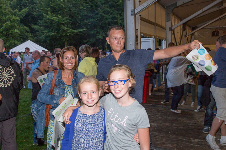 Publieksfoto's & Sfeer Reeks A @ Vlaanderen Zingt 2015 in Schoten, picture 98, photographed by Guy Danneels - FrontView Magazine
