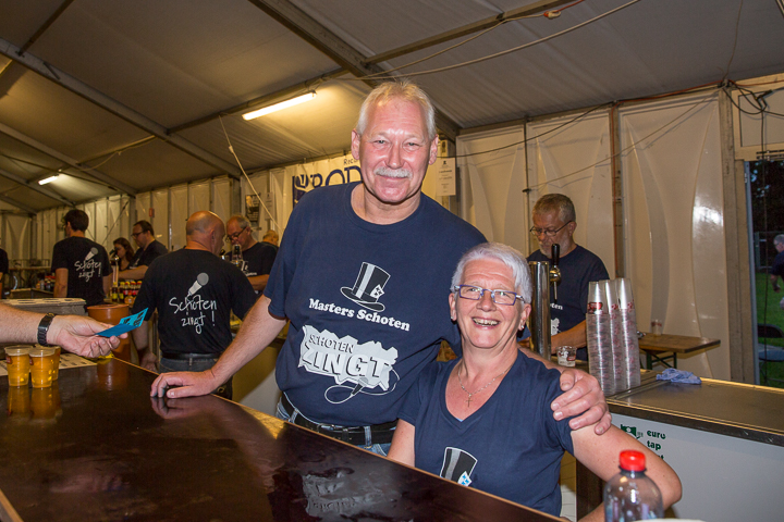 Publieksfoto's & Sfeer Reeks A @ Vlaanderen Zingt 2015 in Schoten, picture 102, photographed by Guy Danneels - FrontView Magazine
