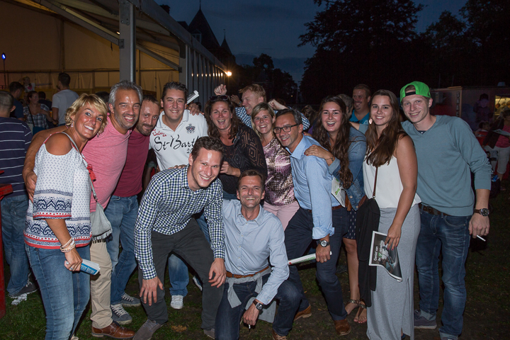 Publieksfoto's & Sfeer Reeks A @ Vlaanderen Zingt 2015 in Schoten, picture 126, photographed by Guy Danneels - FrontView Magazine