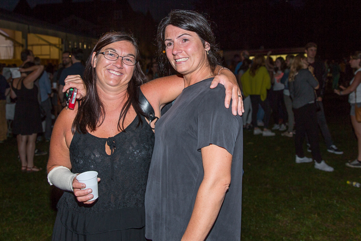Publieksfoto's & Sfeer Reeks B @ Vlaanderen Zingt 2015 in Schoten, picture 7, photographed by Guy Danneels - FrontView Magazine