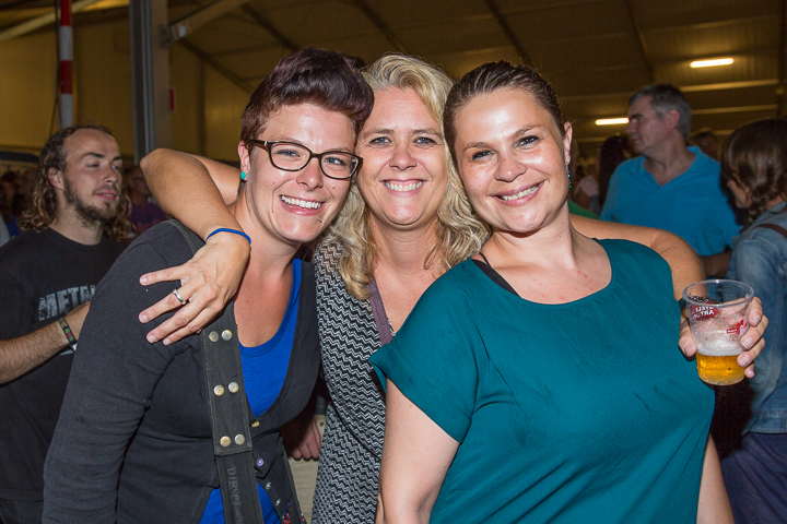 Publieksfoto's & Sfeer Reeks B @ Vlaanderen Zingt 2015 in Schoten, picture 24, photographed by Guy Danneels - FrontView Magazine