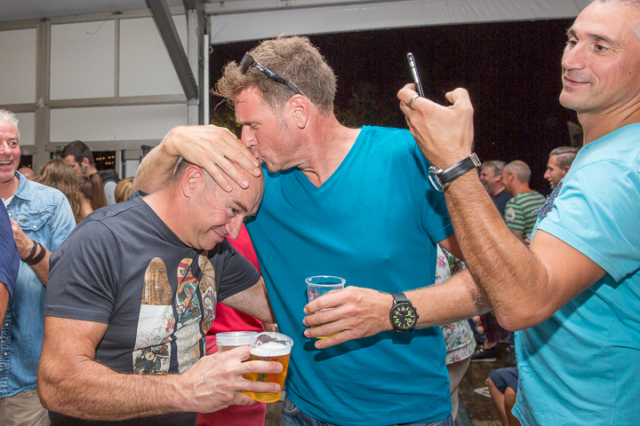 Publieksfoto's & Sfeer Reeks B @ Vlaanderen Zingt 2015 in Schoten, picture 62, photographed by Guy Danneels - FrontView Magazine