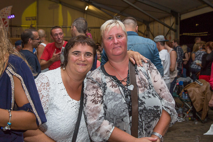 Publieksfoto's & Sfeer Reeks B @ Vlaanderen Zingt 2015 in Schoten, picture 63, photographed by Guy Danneels - FrontView Magazine