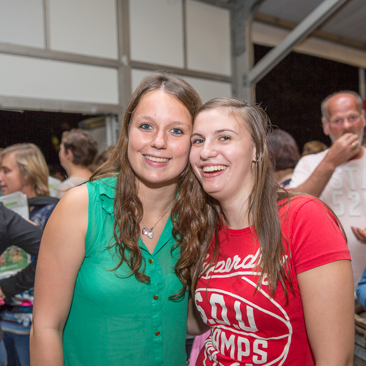 Publieksfoto's & Sfeer Reeks B @ Vlaanderen Zingt 2015 in Schoten, picture 70, photographed by Guy Danneels - FrontView Magazine