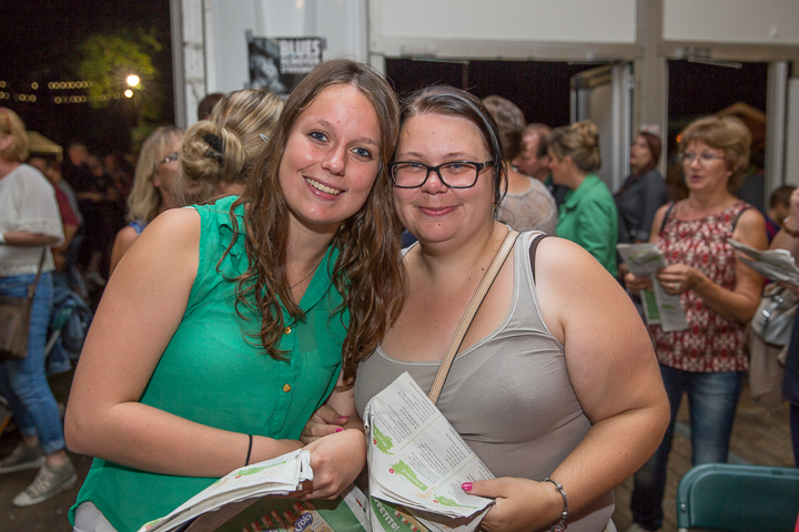 Publieksfoto's & Sfeer Reeks B @ Vlaanderen Zingt 2015 in Schoten, picture 72, photographed by Guy Danneels - FrontView Magazine