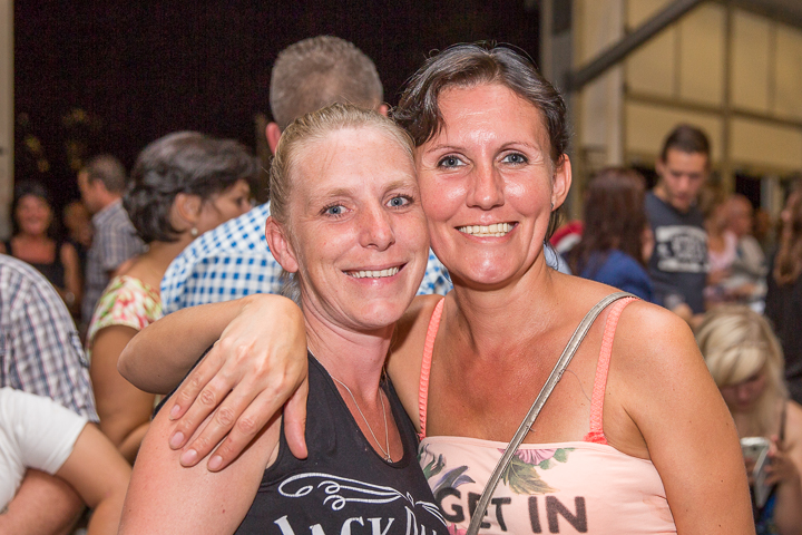 Publieksfoto's & Sfeer Reeks B @ Vlaanderen Zingt 2015 in Schoten, picture 127, photographed by Guy Danneels - FrontView Magazine