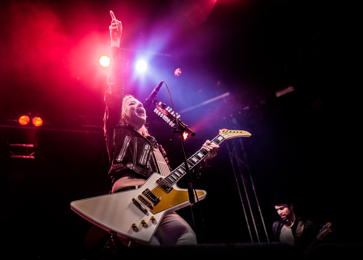 Halestorm @ Huntenpop 2015, foto 1, foto's door Kelly Thans - FrontView Magazine