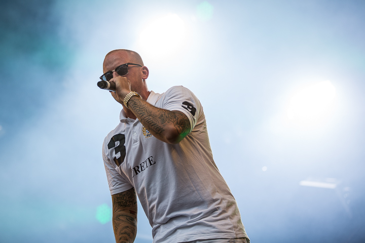Jebroer @ Marktrock Leuven 2015, picture 21, photographed by Kurt Jacobs - FrontView Magazine