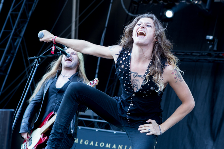 Kissin' Dynamite @ Summer Breeze 2015, picture 1, photographed by Dorien Goetschalckx - FrontView Magazine