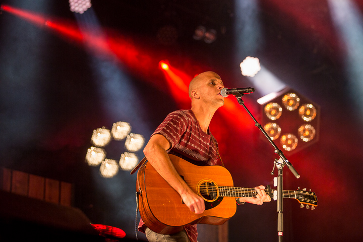 Milow @ Marktrock Leuven 2015, picture 7, photographed by Kurt Jacobs - FrontView Magazine