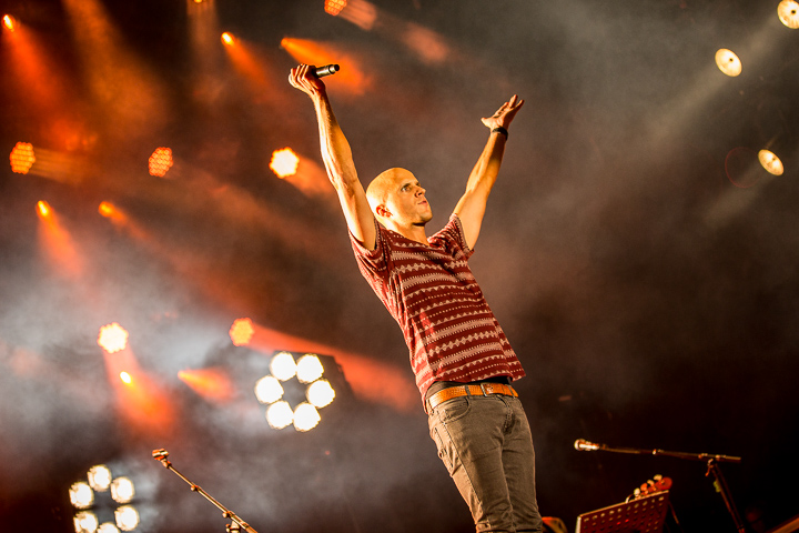 Milow @ Marktrock Leuven 2015, picture 14, photographed by Kurt Jacobs - FrontView Magazine