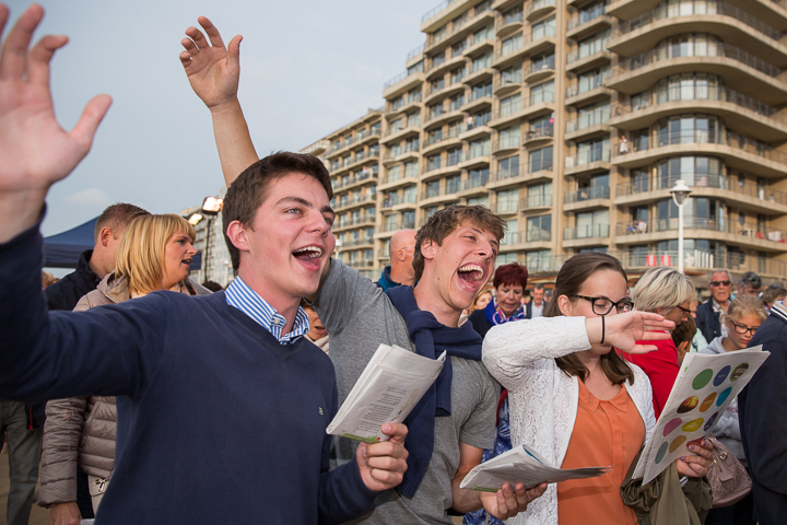 Podium & Sfeer @ Vlaanderen Zingt 2015 in Nieuwpoort, picture 9, photographed by Guy Danneels - FrontView Magazine