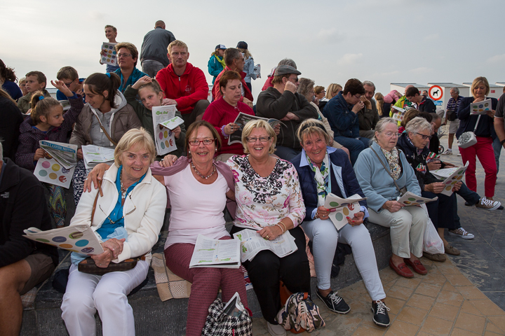 Podium & Sfeer @ Vlaanderen Zingt 2015 in Nieuwpoort, picture 12, photographed by Guy Danneels - FrontView Magazine