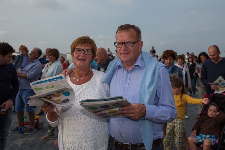 Podium & Sfeer @ Vlaanderen Zingt 2015 in Nieuwpoort, picture 13, photographed by Guy Danneels - FrontView Magazine