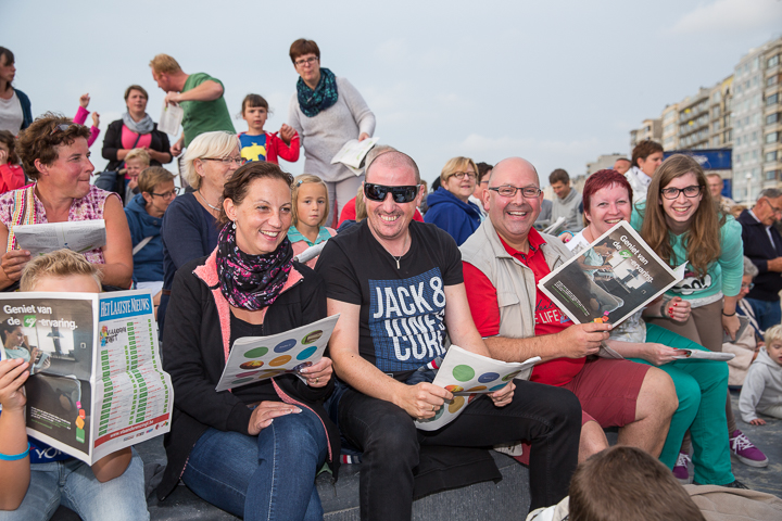Podium & Sfeer @ Vlaanderen Zingt 2015 in Nieuwpoort, picture 15, photographed by Guy Danneels - FrontView Magazine