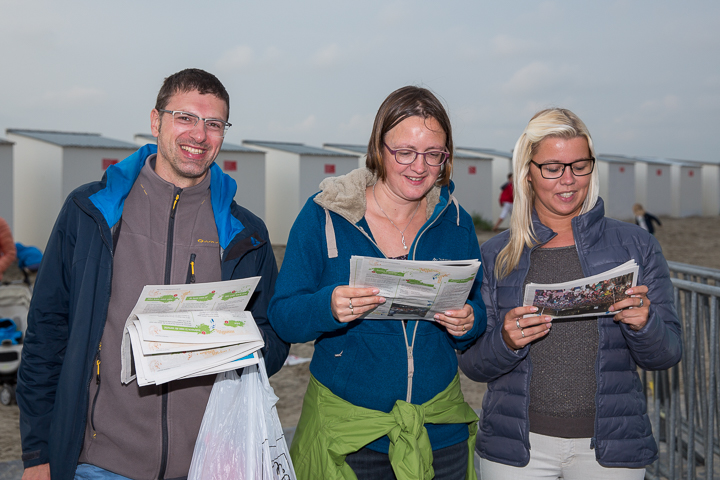 Podium & Sfeer @ Vlaanderen Zingt 2015 in Nieuwpoort, picture 17, photographed by Guy Danneels - FrontView Magazine