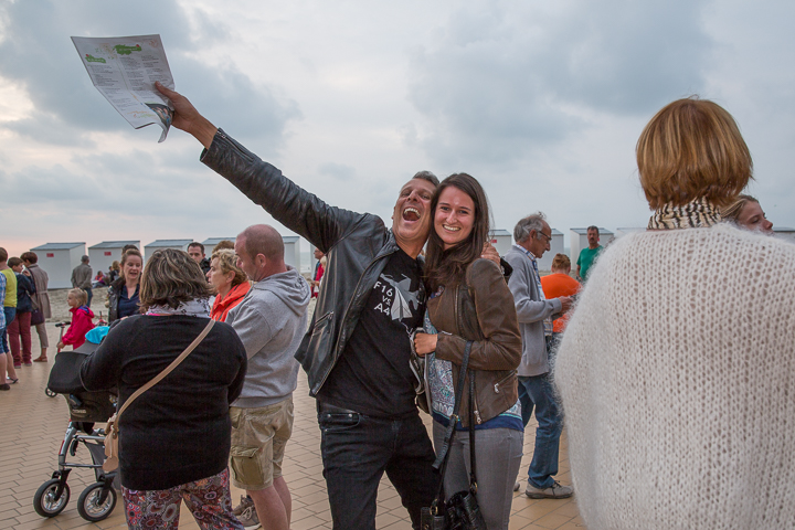 Podium & Sfeer @ Vlaanderen Zingt 2015 in Nieuwpoort, picture 34, photographed by Guy Danneels - FrontView Magazine