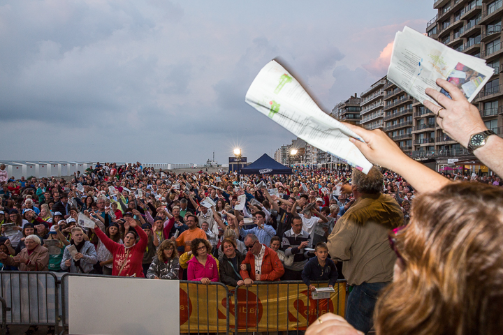 Podium & Sfeer @ Vlaanderen Zingt 2015 in Nieuwpoort, picture 54, photographed by Guy Danneels - FrontView Magazine
