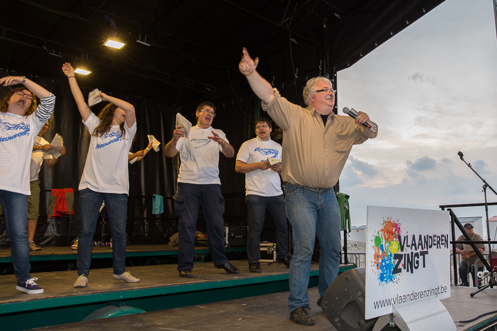 Podium & Sfeer @ Vlaanderen Zingt 2015 in Nieuwpoort, picture 57, photographed by Guy Danneels - FrontView Magazine