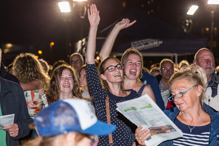 Podium & Sfeer @ Vlaanderen Zingt 2015 in Nieuwpoort, picture 113, photographed by Guy Danneels - FrontView Magazine