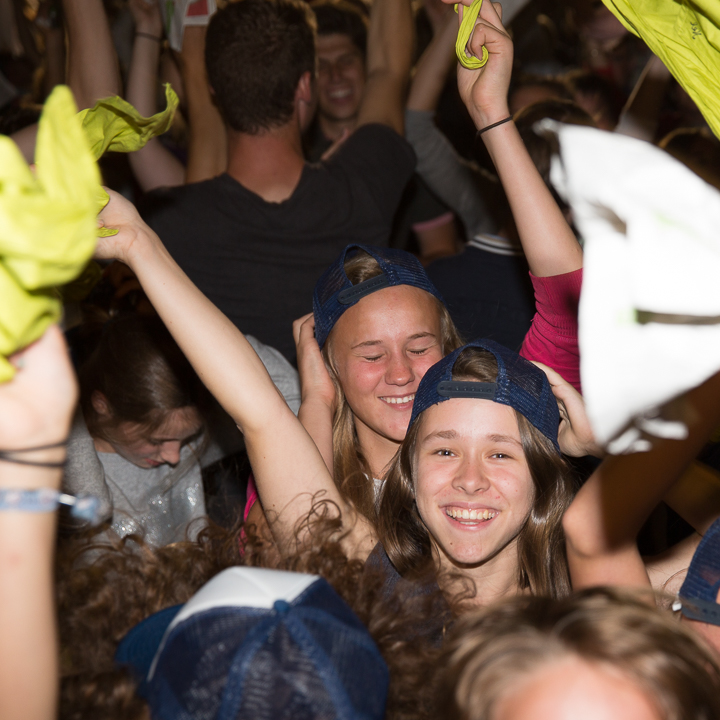 Podium & Sfeer @ Vlaanderen Zingt 2015 in Nieuwpoort, picture 133, photographed by Guy Danneels - FrontView Magazine