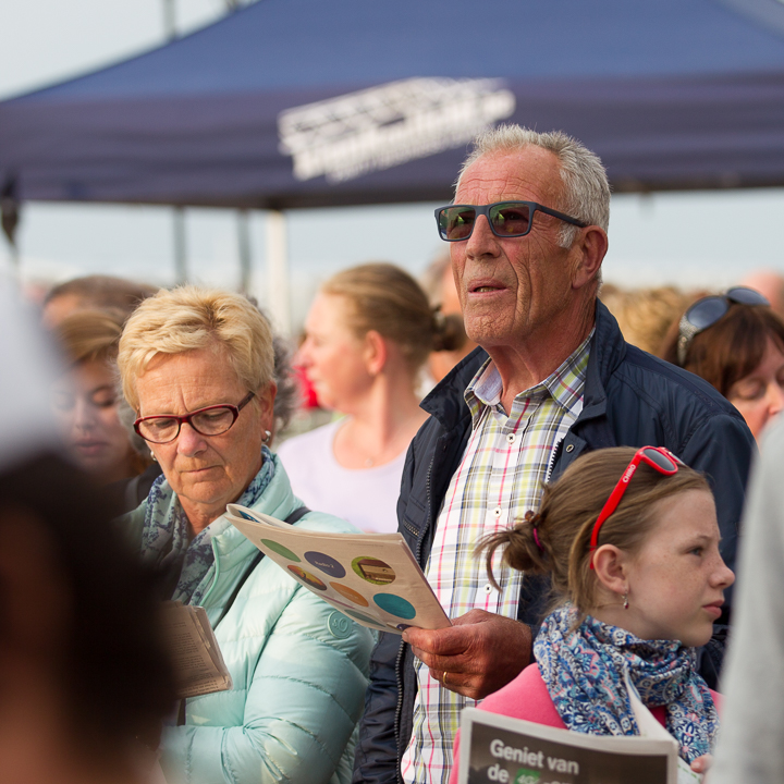 Podium & Sfeer @ Vlaanderen Zingt 2015 in Nieuwpoort, picture 166, photographed by Guy Danneels - FrontView Magazine
