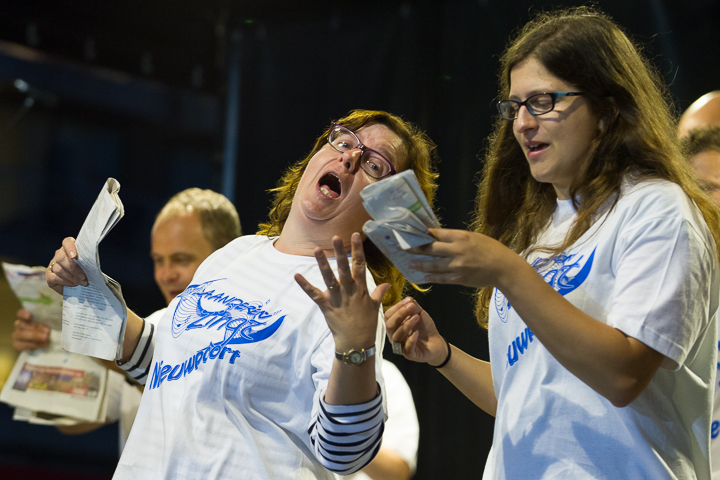 Podium & Sfeer @ Vlaanderen Zingt 2015 in Nieuwpoort, picture 169, photographed by Guy Danneels - FrontView Magazine