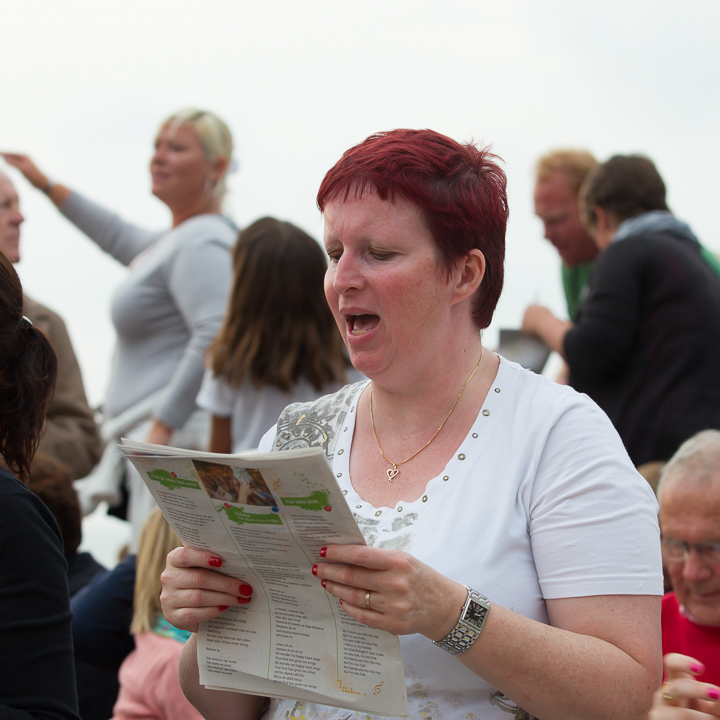 Podium & Sfeer @ Vlaanderen Zingt 2015 in Nieuwpoort, picture 171, photographed by Guy Danneels - FrontView Magazine