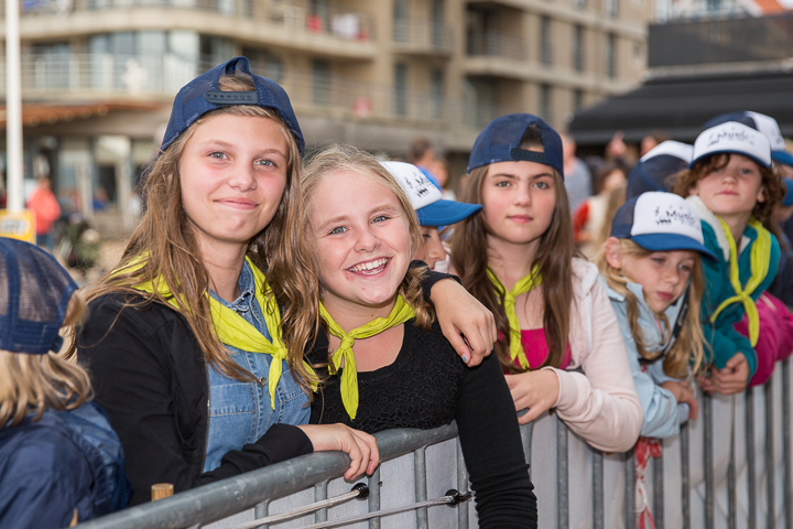 Publieksfoto's & Sfeer @ Vlaanderen Zingt 2015 in Nieuwpoort, picture 7, photographed by Guy Danneels - FrontView Magazine