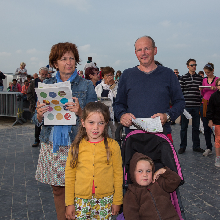 Publieksfoto's & Sfeer @ Vlaanderen Zingt 2015 in Nieuwpoort, picture 32, photographed by Guy Danneels - FrontView Magazine