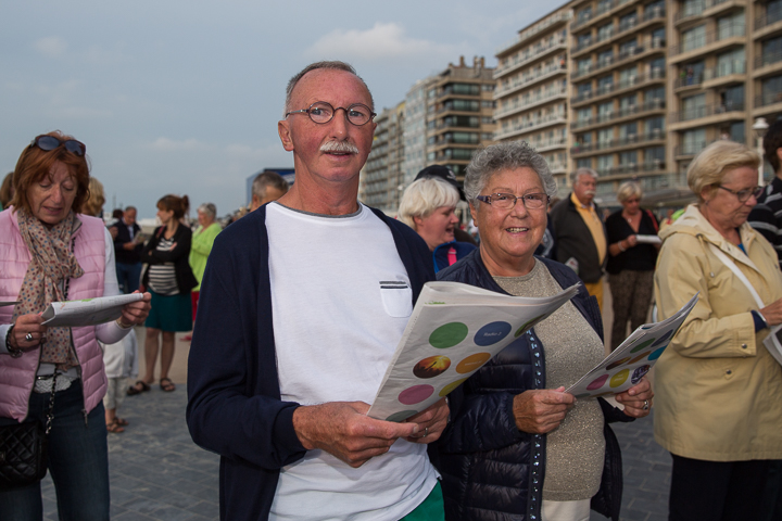 Publieksfoto's & Sfeer @ Vlaanderen Zingt 2015 in Nieuwpoort, picture 36, photographed by Guy Danneels - FrontView Magazine