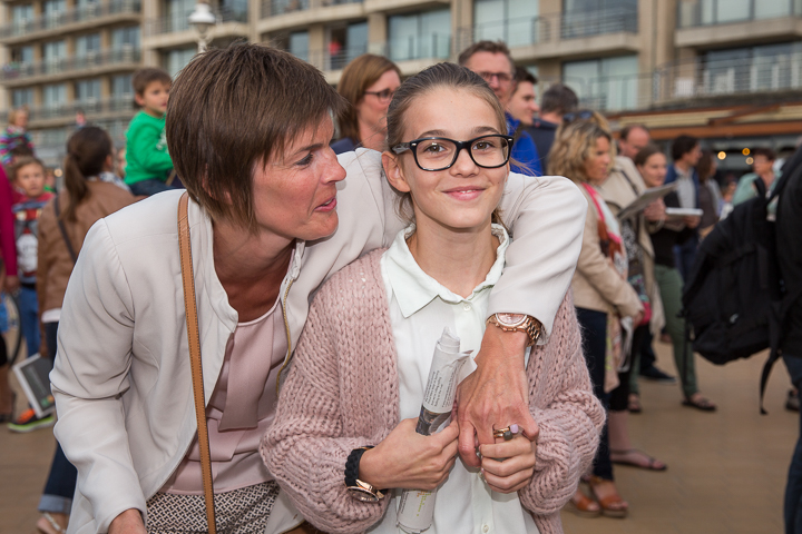 Publieksfoto's & Sfeer @ Vlaanderen Zingt 2015 in Nieuwpoort, picture 62, photographed by Guy Danneels - FrontView Magazine