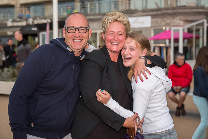 Publieksfoto's & Sfeer @ Vlaanderen Zingt 2015 in Nieuwpoort, picture 74, photographed by Guy Danneels - FrontView Magazine