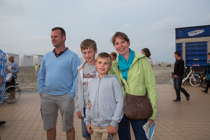 Publieksfoto's & Sfeer @ Vlaanderen Zingt 2015 in Nieuwpoort, picture 83, photographed by Guy Danneels - FrontView Magazine