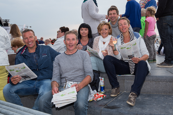 Publieksfoto's & Sfeer @ Vlaanderen Zingt 2015 in Nieuwpoort, picture 93, photographed by Guy Danneels - FrontView Magazine