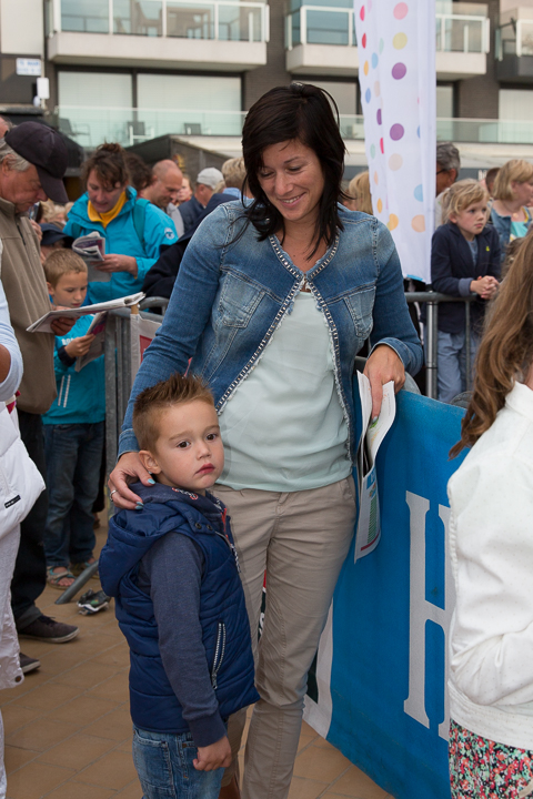 Publieksfoto's & Sfeer @ Vlaanderen Zingt 2015 in Nieuwpoort, picture 99, photographed by Guy Danneels - FrontView Magazine